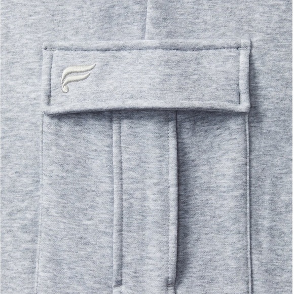 Cozy Fleece Wide Leg Cargo Sweatpants - Picture 3 of 4